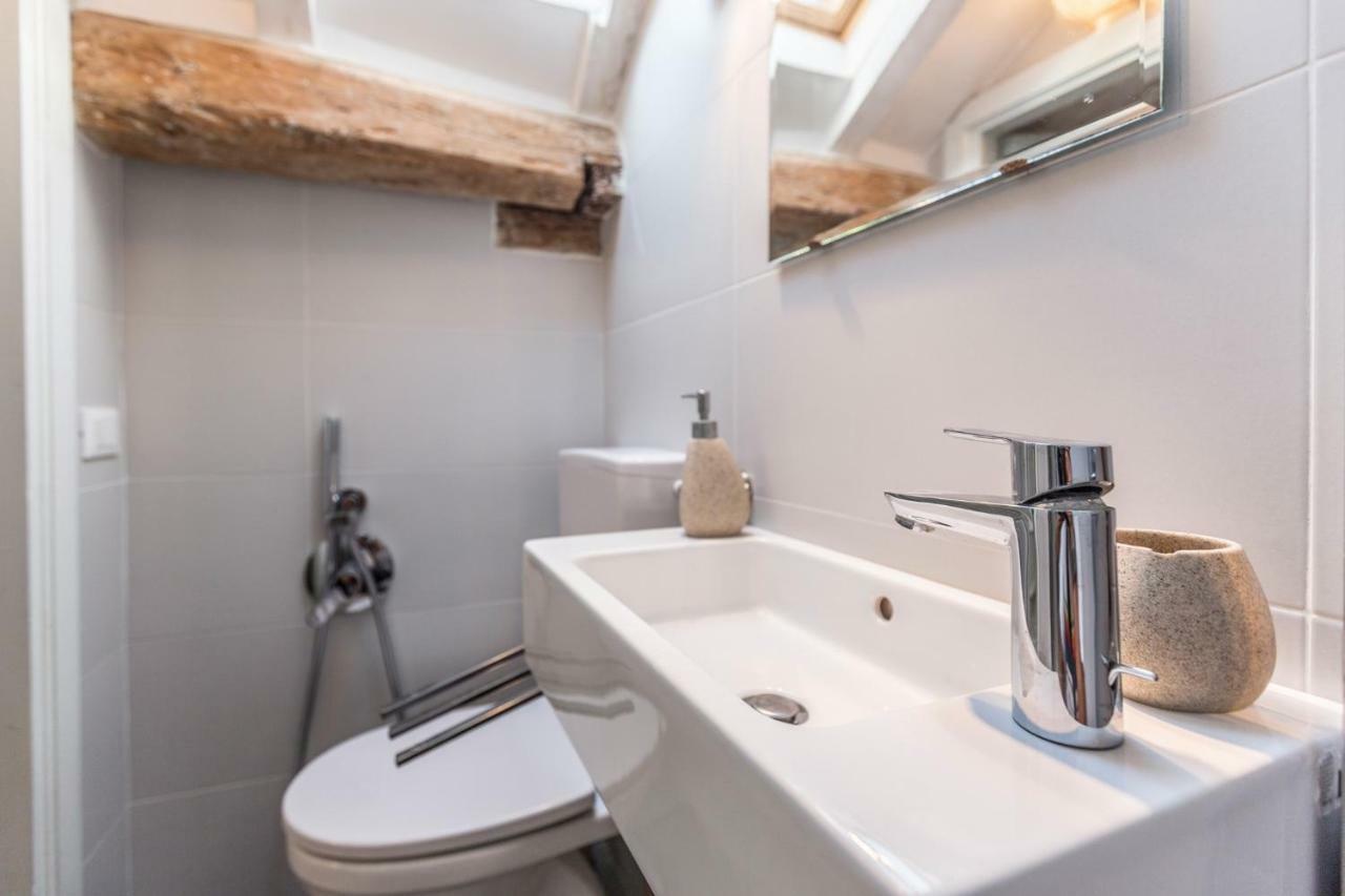 Pretty Oberdan - The Place Apartments Bologna Ngoại thất bức ảnh